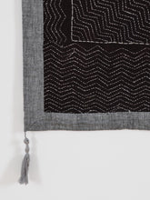 Load image into Gallery viewer, Grey Zigzag